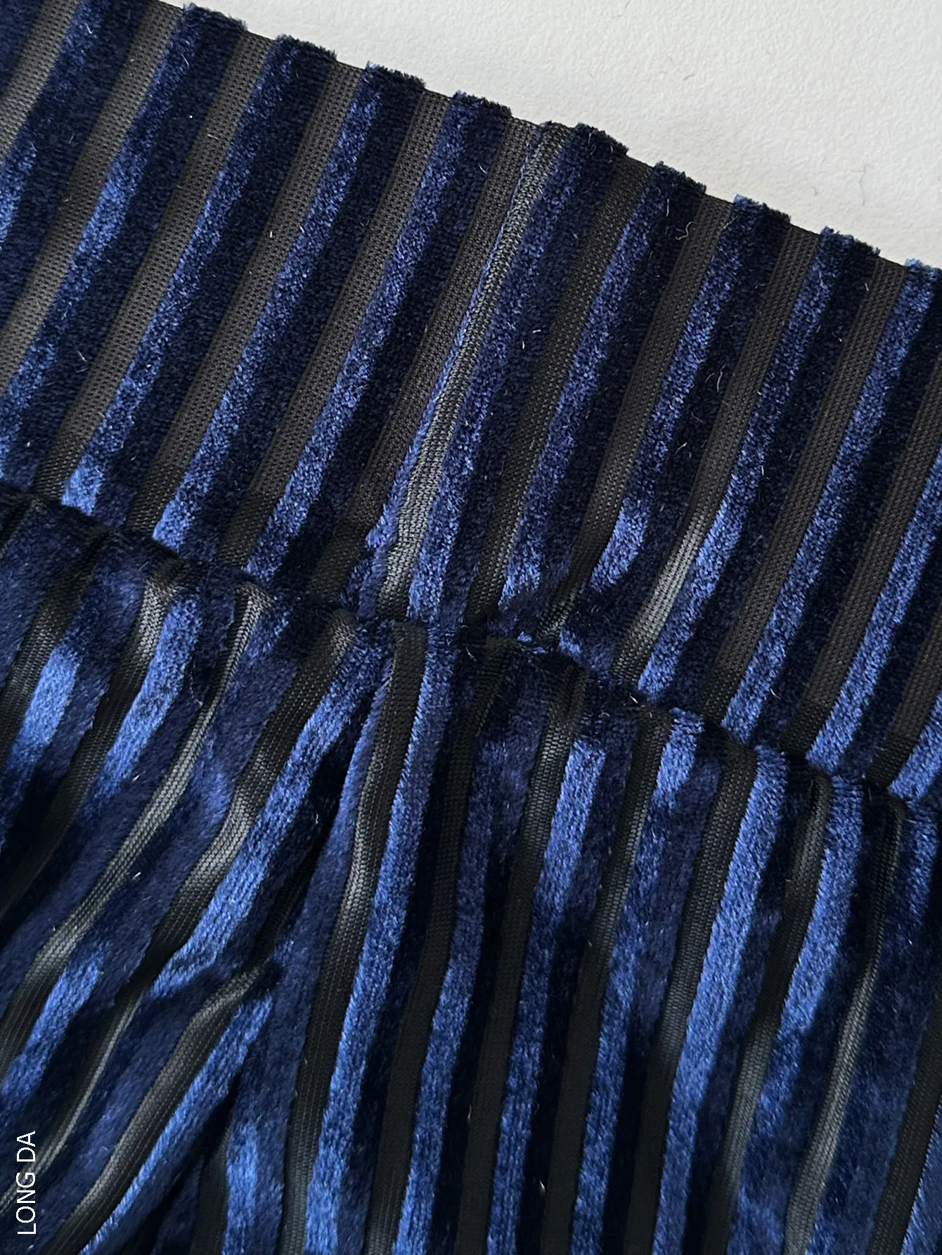 AD2511 1877